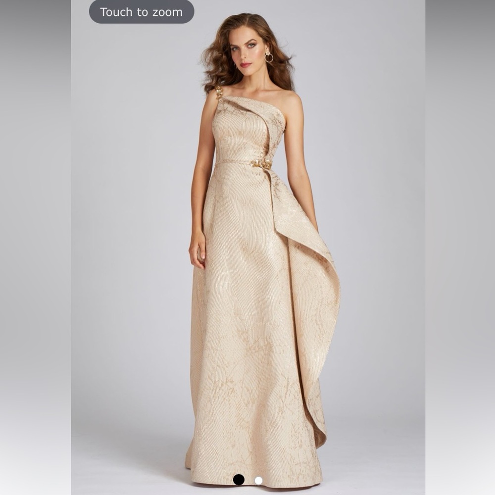 Teri Jon One Shoulder Metallic Jacquard Beaded Gown in GOLD
NWT